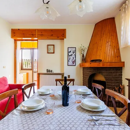 Maria A 公寓 拉卡里